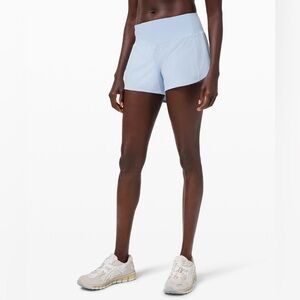 Lululemon Speed Up Mid-Rise Short 4" in Blue Linen